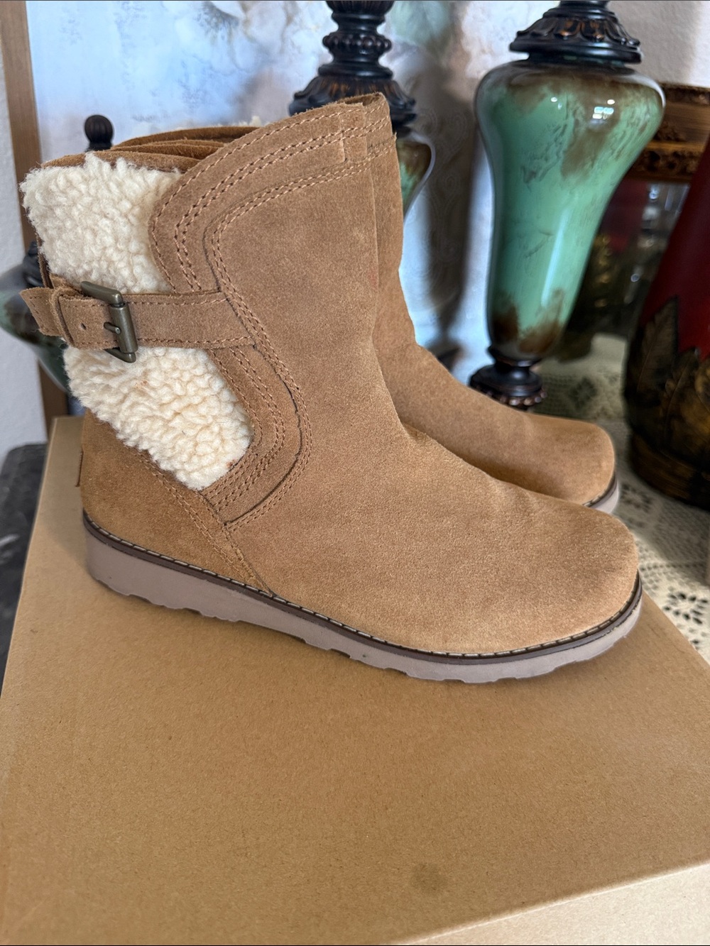 UGG Kids Chestnut Suede Shearling Ankle Boots